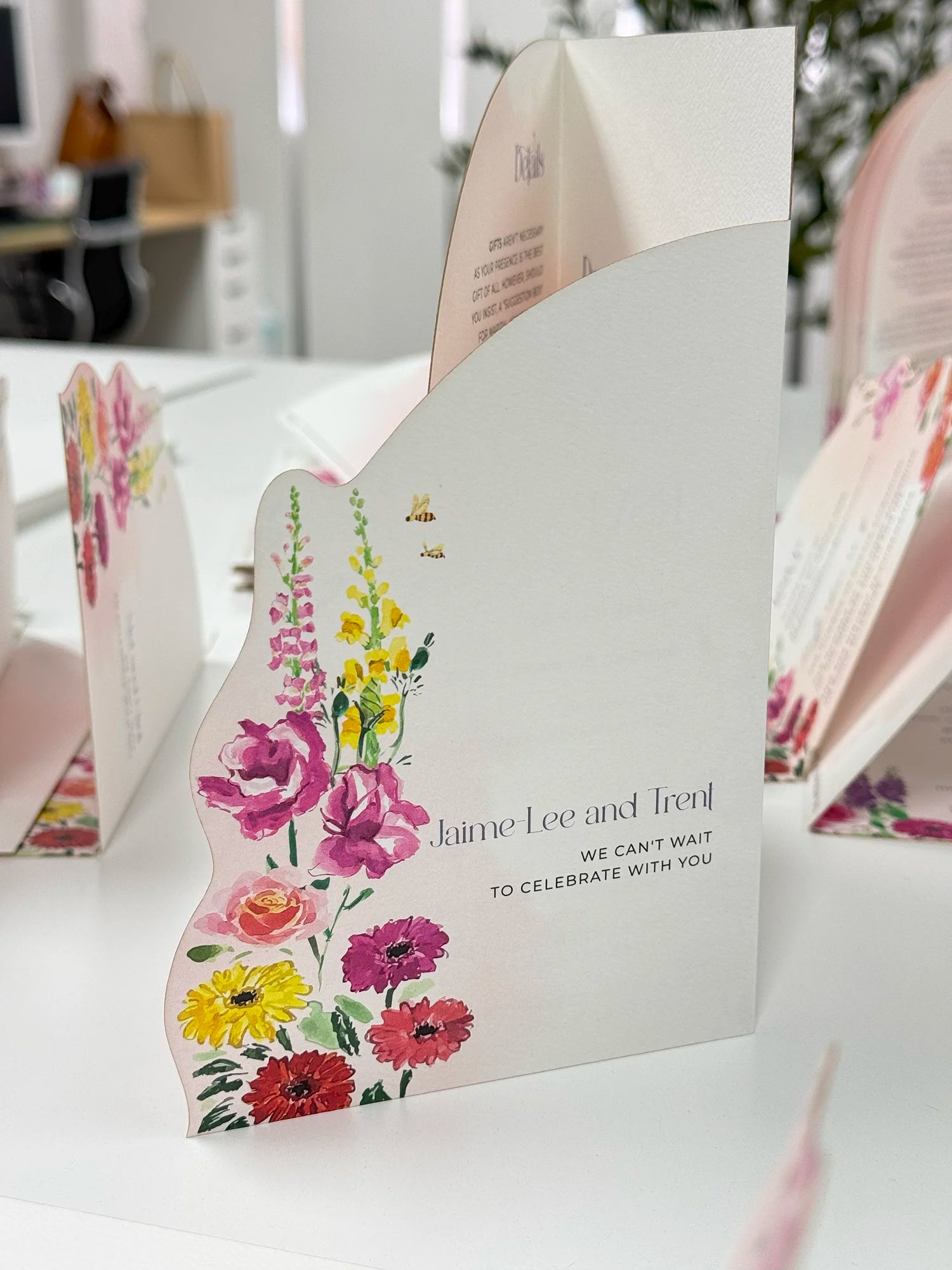 felicitations-wedding-stationery-behind-scene-1825.webp