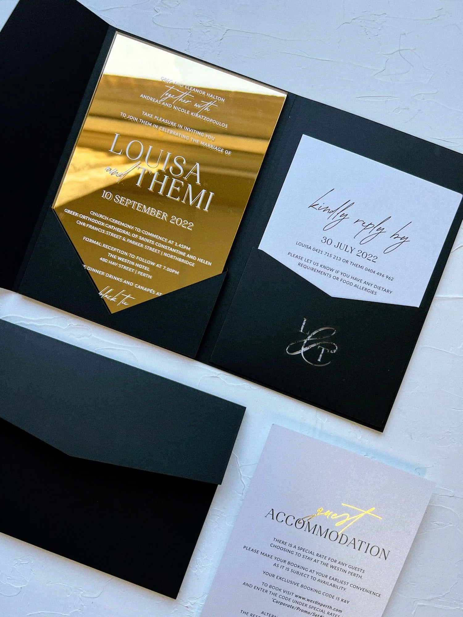felicitations-wedding-stationery-gold-foil-acrylic-custom-design-pockets-175.webp